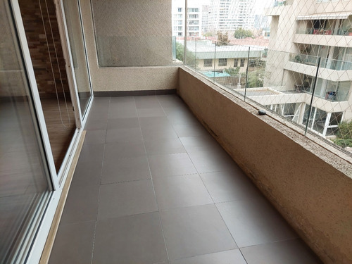 Arriendo Departamento NO 3D en suite Walk-in cl&oacute;set 2B 1E Campus Oriente - Providencia