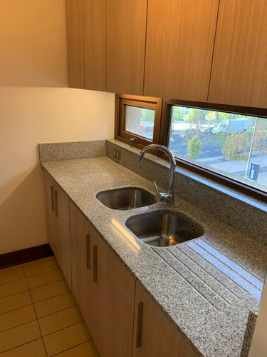 Arriendo Departamento NP 2D en suite Walk-in cl&oacute;set 2B 1E Metro Manquehue - Apumanque - Las Condes