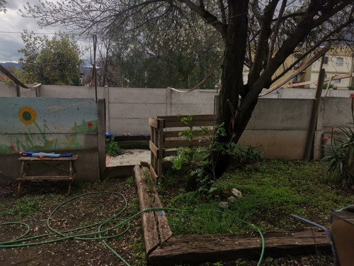 Venta Casa P 4D en suite 2B 1E 1B Antigua Lo Barnechea - Lo Barnechea