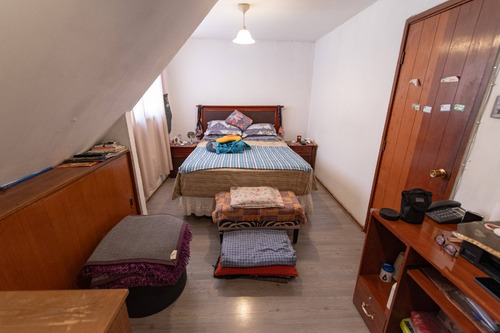 Venta Casa P 4D 2B 2E 1B Col&oacute;n Oriente - Vital Apoquindo - Las Condes