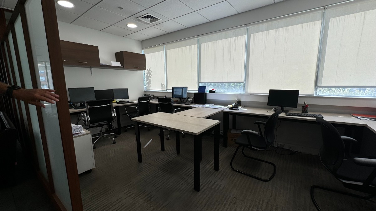 Arriendo Oficina NO 2B 3E 1Bd Metro Manquehue - Apumanque - Las Condes