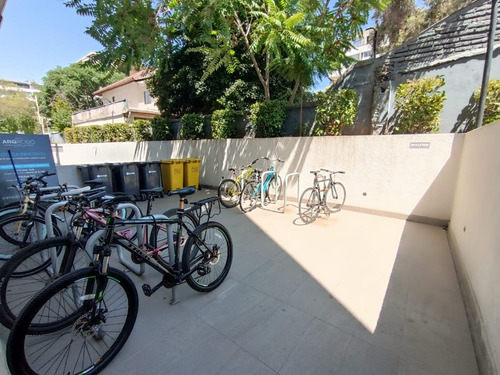 Arriendo Departamento N 2D en suite 2B 1E 1B In&eacute;s de Su&aacute;rez - Providencia