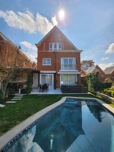 Venta Casa 4D 4B 2E Los Trapenses - Lo Barnechea