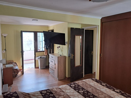 Venta Casa NOSP 2D en suite 2B 1E 1B Blest Gana - La Reina