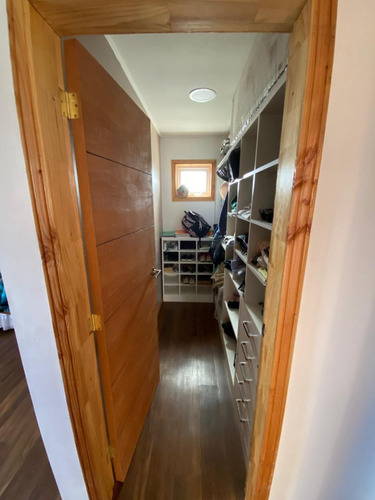 Venta Casa 4D en suite Walk-in cl&oacute;set 3B 1E  - Puerto Varas