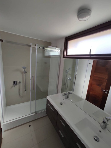 Venta Departamento NP 3D 2B 2E 1B Rotonda Atenas - Las Condes