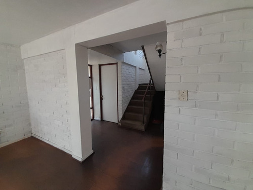 Venta Casa 3D 2B 2E Metro Sim&oacute;n Bolivar - La Reina