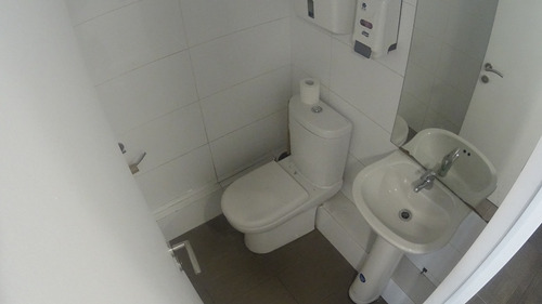 Arriendo Oficina S 1B 2E 1B Metro Escuela Militar - Las Condes