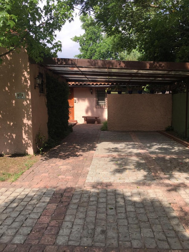 Venta Casa N 5D en suite Walk-in cl&oacute;set 4B 3E 2B La Dehesa - Lo Barnechea