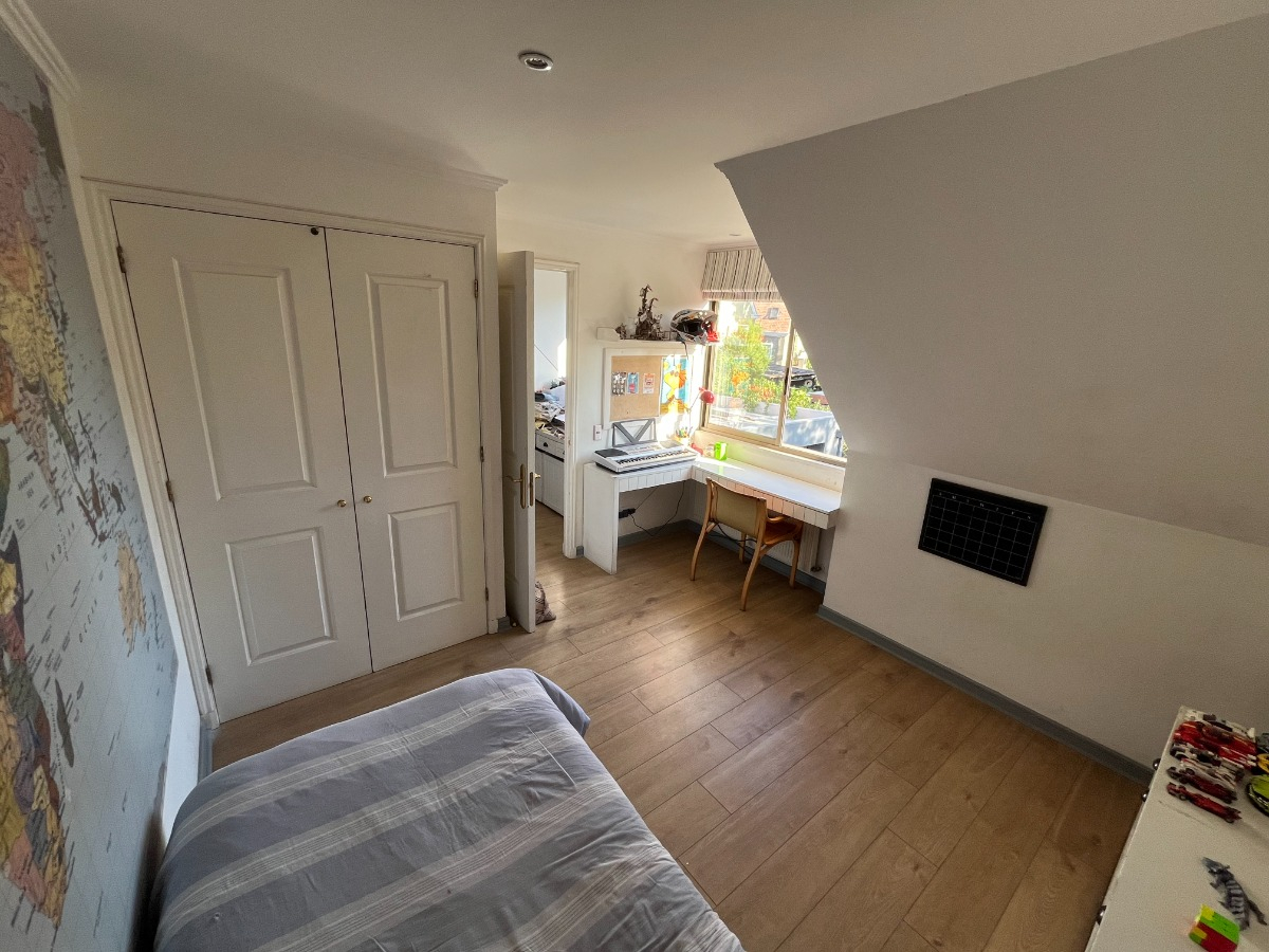 Arriendo Casa N 6D en suite Walk-in cl&oacute;set 5B 2E La Dehesa - Lo Barnechea