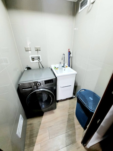 Venta Departamento O 3D en suite Walk-in cl&oacute;set 3B 2E 1B Campus Oriente - Providencia