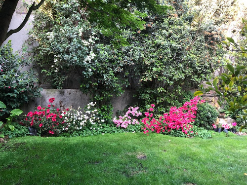 Venta Casa NO 5D en suite Walk-in cl&oacute;set 4B 2E 2B San Carlos de Apoquindo - Las Condes