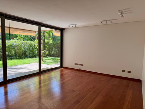 Arriendo Departamento NP 4D en suite Walk-in cl&oacute;set 4B 2E 1B Santa Mar&iacute;a de Manquehue - Vitacura