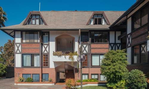 Arriendo Departamento 2D en suite Walk-in cl&oacute;set 3B 1E Barrio El Golf - Las Condes