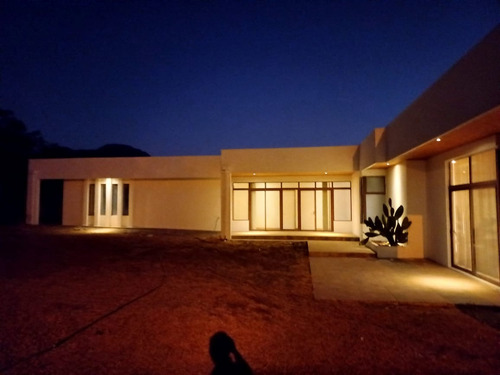 Venta Casa P 4D en suite Walk-in cl&oacute;set 3B 10E 1B Casas de Chacabuco - Colina