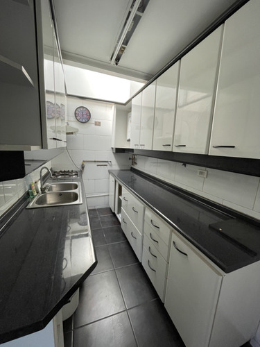 Venta Casa NO 4D 2B 2E Metro Pr&iacute;ncipe de Gales - Country Club - La Reina