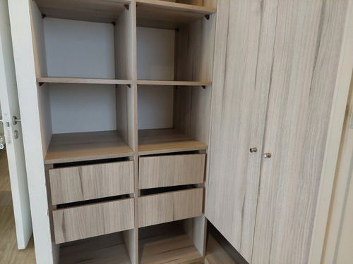 Arriendo Departamento NO 3D en suite Walk-in cl&oacute;set 2B 1E Campus Oriente - Providencia