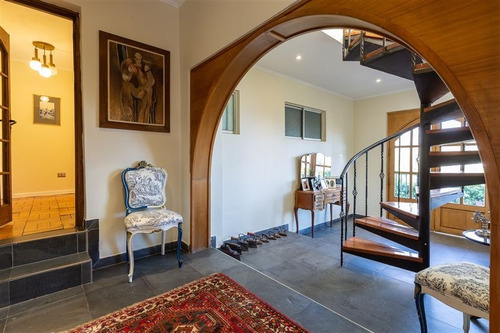 Venta Casa NP 5D en suite Walk-in cl&oacute;set 4B 2E 1B Los Dominicos - Las Condes