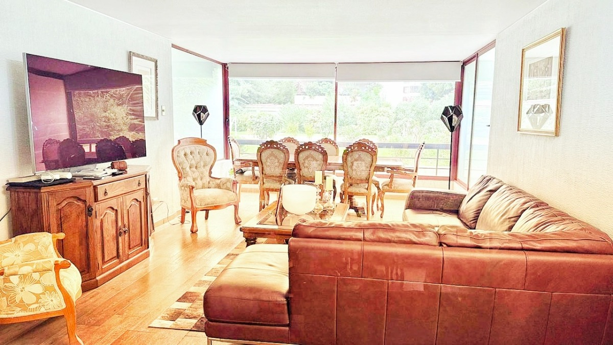 Venta Departamento O 4D en suite Walk-in cl&oacute;set 4B 1E 1Bd Barrio El Golf - Las Condes