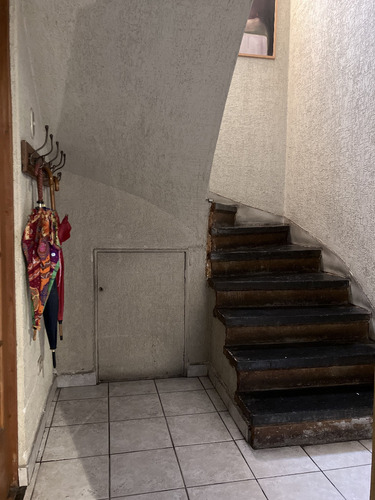 Venta Casa SO 4D 3B 2E 1B Diego de Almagro - &Ntilde;u&ntilde;oa