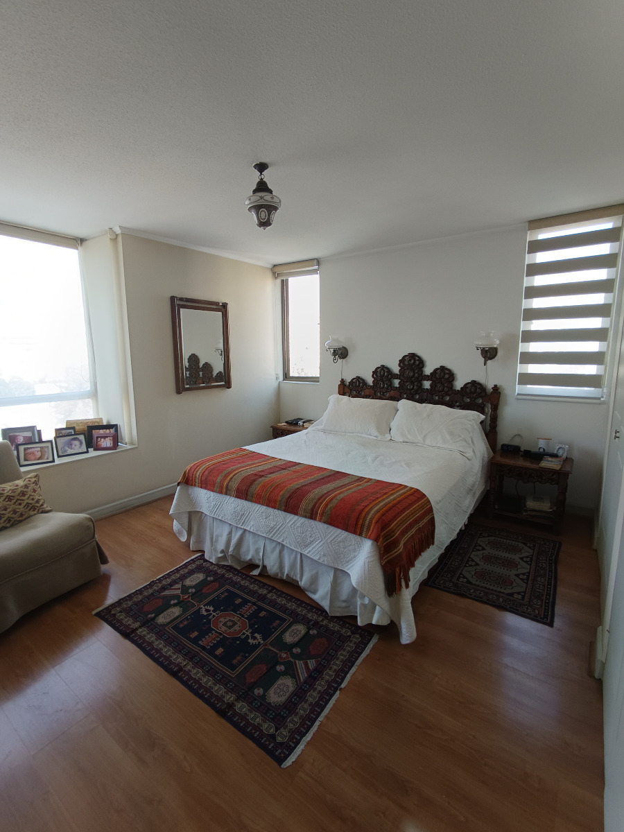 Venta Departamento SO 3D 3B 2E 1Bd Rotonda Atenas - Las Condes