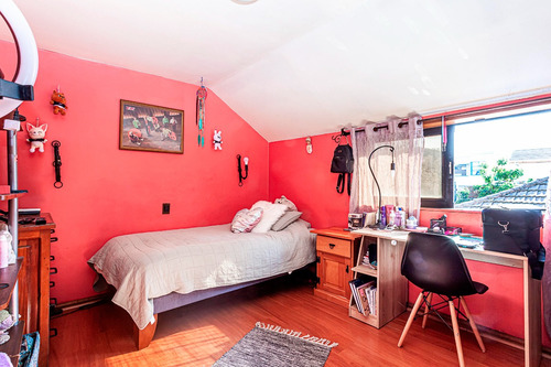 Venta Casa NP 4D en suite Walk-in cl&oacute;set 4B 2E 1B Rotonda Atenas - Las Condes