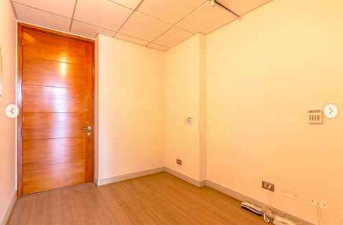 Venta Oficina 1B 1E Villa El Dorado - Vitacura