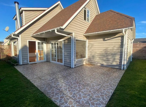 Venta Casa 4D 4B 2E Puerto Chico - Puerto Varas