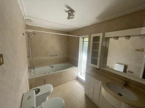 Venta Casa NO 5D en suite Walk-in cl&oacute;set 5B 3E 2B Metro Pr&iacute;ncipe de Gales - Country Club - La Reina
