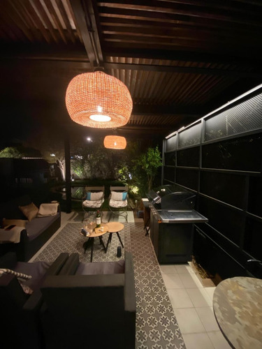 Arriendo Casa 4D 4B 2E 1B Borde R&iacute;o - Casa Piedra - Vitacura