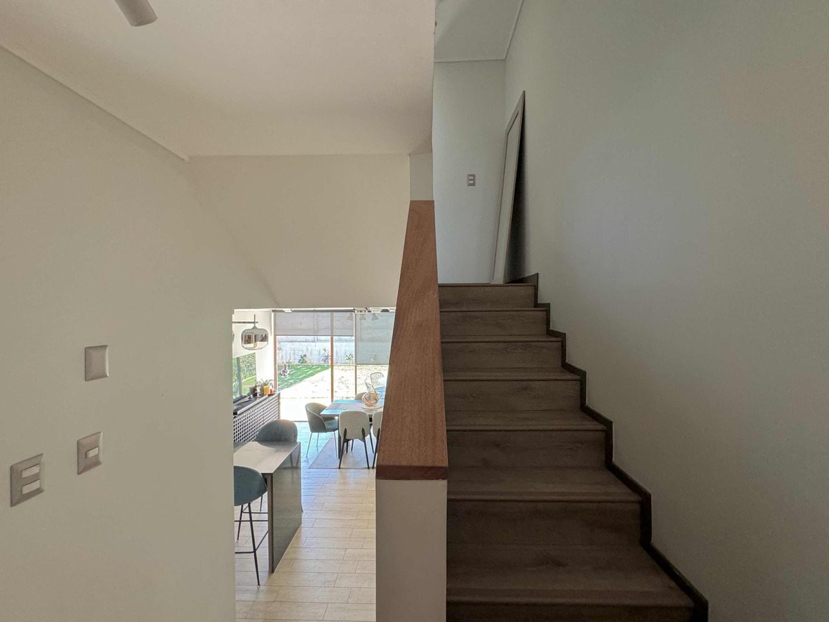 Arriendo Casa 3D 4B 3E 1Bd Chicureo - Colina