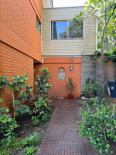 Arriendo Casa 5D Walk-in cl&oacute;set 3B 4E 1B Col&oacute;n Oriente - Vital Apoquindo - Las Condes