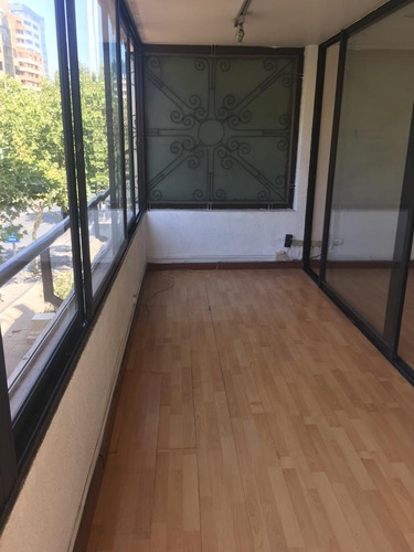 Venta Oficina NO 2B 1E 1B Centro Financiero - Las Condes