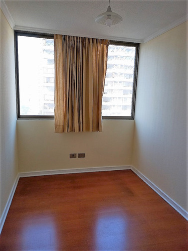 Arriendo Departamento O 4D en suite Walk-in cl&oacute;set 3B 2E 1B Nueva Las Condes - Las Condes