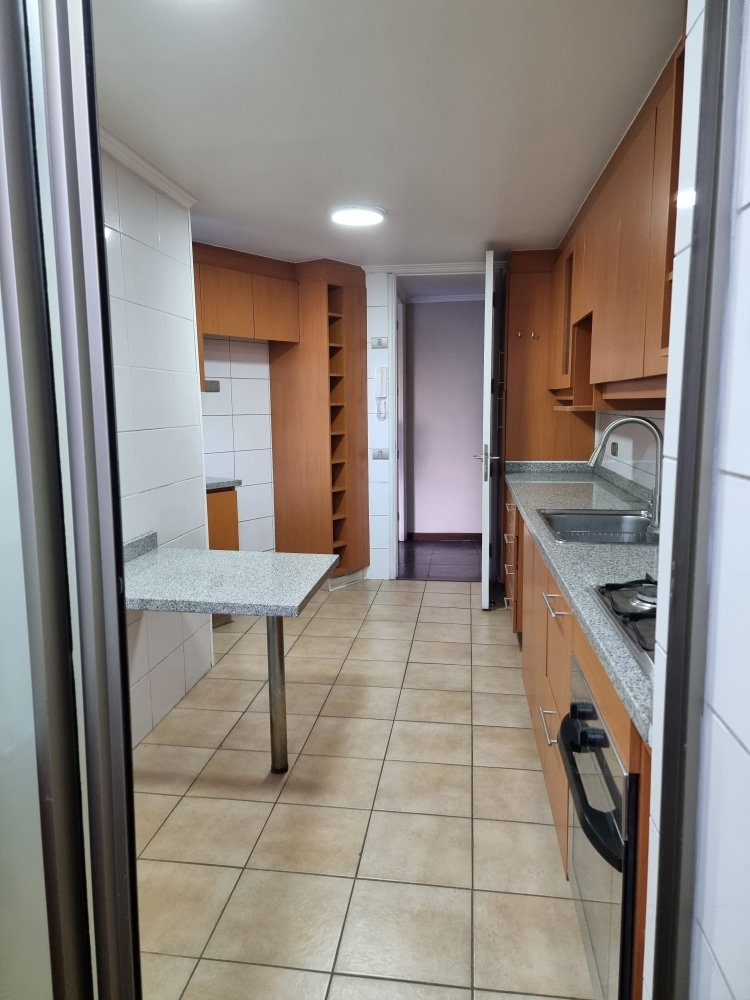 Venta Departamento NO 4D en suite Walk-in cl&oacute;set 2B 1E 1Bd Metro Irarr&aacute;zaval - &Ntilde;u&ntilde;oa