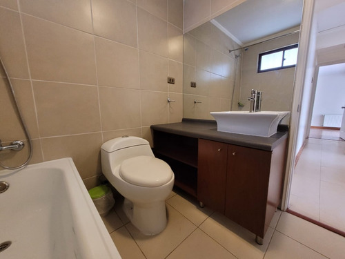 Arriendo Casa 5D en suite Walk-in cl&oacute;set 4B 2E Metro Hernando de Magallanes - Las Condes