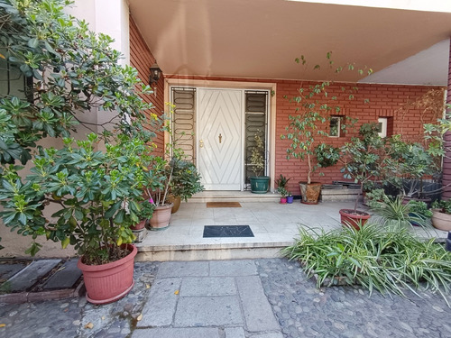 Arriendo Casa N 5D 4B 2E 2B Metro Bilbao - Providencia