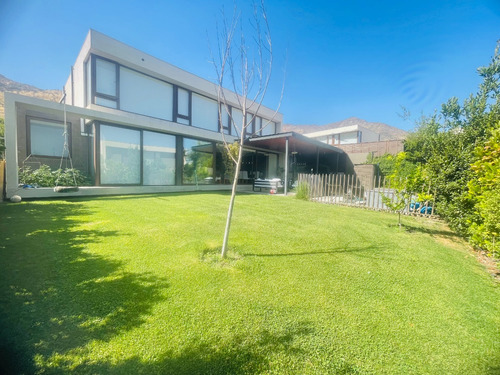 Venta Casa NO 5D 4B 2E 1B Chicureo - Colina