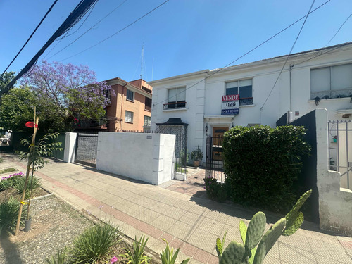 Venta Casa 4D 4B 2E Metro Bilbao - Providencia