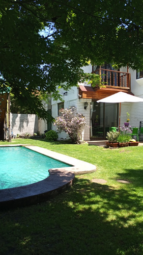 Venta Casa NO 5D en suite Walk-in cl&oacute;set 4B 3E 1B La Dehesa - Lo Barnechea