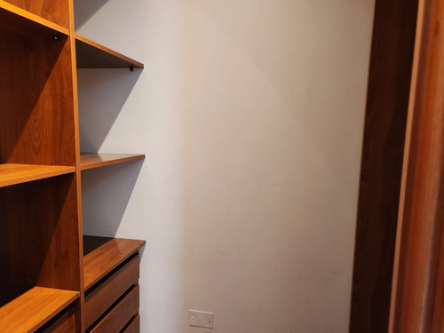 Arriendo Departamento NP 3D 2B 2E 1B Barrio El Golf - Las Condes