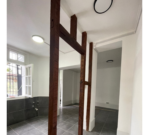 Arriendo Oficina SO 3B 1B Barrio Italia - Providencia