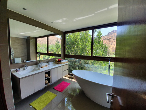 Venta Departamento NO 4D en suite Walk-in cl&oacute;set 4B 2E 1B Chicureo - Colina