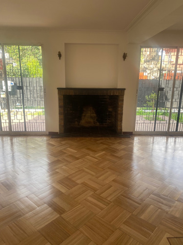 Arriendo Casa NO 3D 2B 5E 1B Metro Pr&iacute;ncipe de Gales - Country Club - La Reina