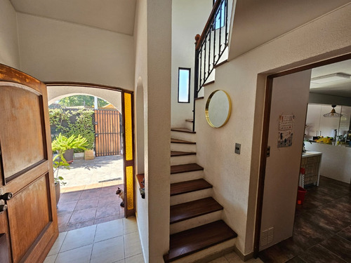 Venta Casa NOSP 4D en suite Walk-in cl&oacute;set 3B 3E Carlos Ossand&oacute;n - La Reina