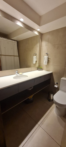 Arriendo Departamento 4D en suite 3B 1E 1B Barrio El Golf - Las Condes