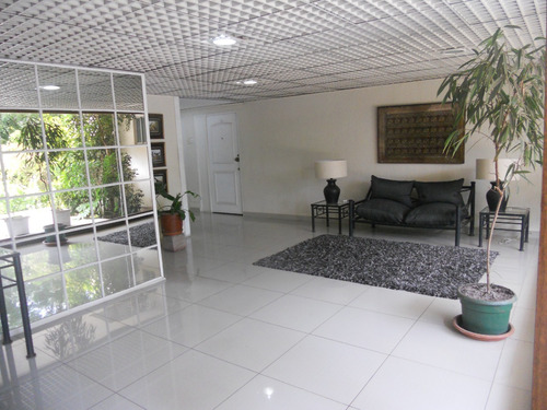 Arriendo Departamento P 2D 2B 1E 1B Barrio El Golf - Las Condes