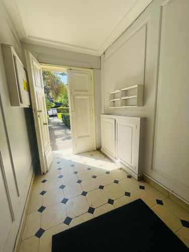 Arriendo Oficina 2B 2E Barrio El Golf - Las Condes