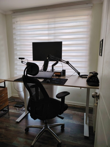 Venta Casa SO 3D en suite Walk-in cl&oacute;set 3B 3E 1B Chicureo - Colina