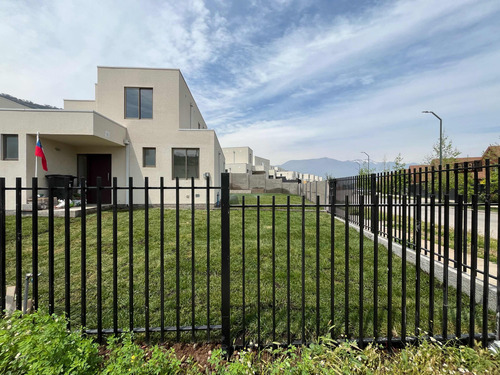 Arriendo Casa 3D 4B 2E 1B La Dehesa - Lo Barnechea